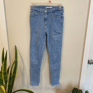Levi's 721 High Rise Skinny Jean